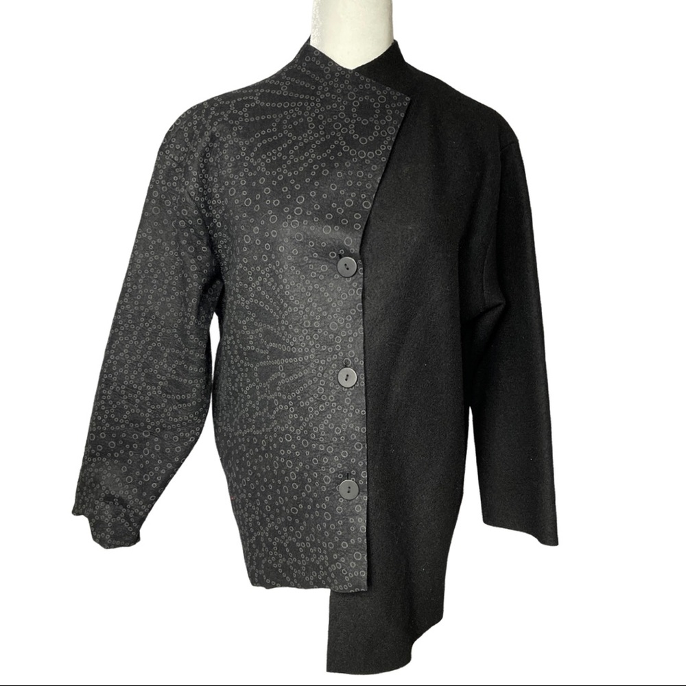 Xiaoyan Lin Asymmetrical Button Down Size M - image 1